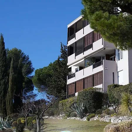 Le Poseidon Vue Apartment *